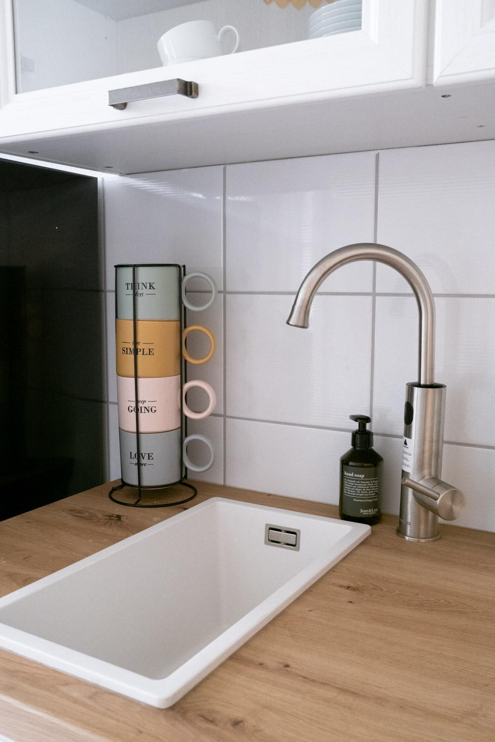 Bella Casa - Business&Family - 2 Zimmer Direkt Neben Schloss, Parkplatz, Smarttv, Netflix, Waschmaschine, 24H Checkin, 71Qm, Kingsizebett, Hotelbettwaesche לודוויגסבורג מראה חיצוני תמונה