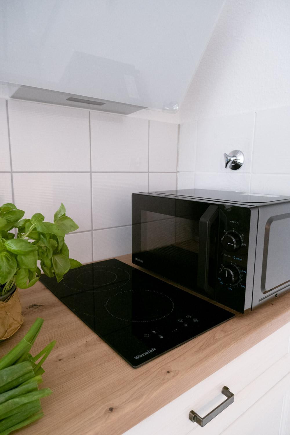 Bella Casa - Business&Family - 2 Zimmer Direkt Neben Schloss, Parkplatz, Smarttv, Netflix, Waschmaschine, 24H Checkin, 71Qm, Kingsizebett, Hotelbettwaesche לודוויגסבורג מראה חיצוני תמונה